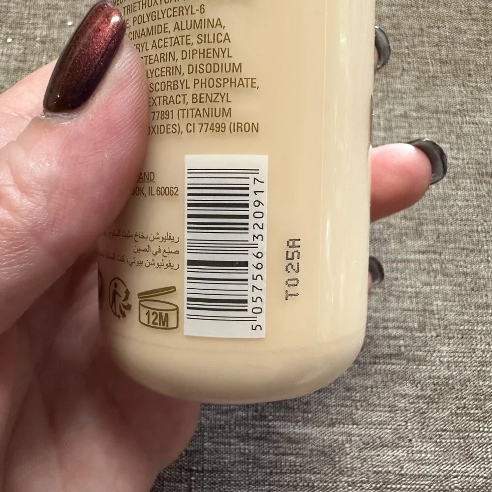 Revolution Glow-Body Veil Foundation - Color F8.5 - 4.05fl oz 120ml *** NEW ***